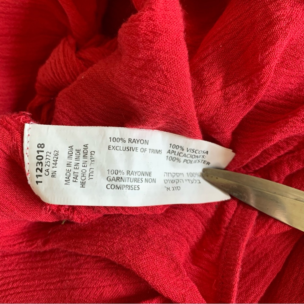 Off-Shoulder Crepe Ruffle Tank - Picture 12 of 12